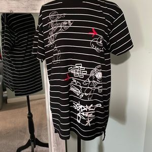 Men’s Graphic Short Sleeve Tee